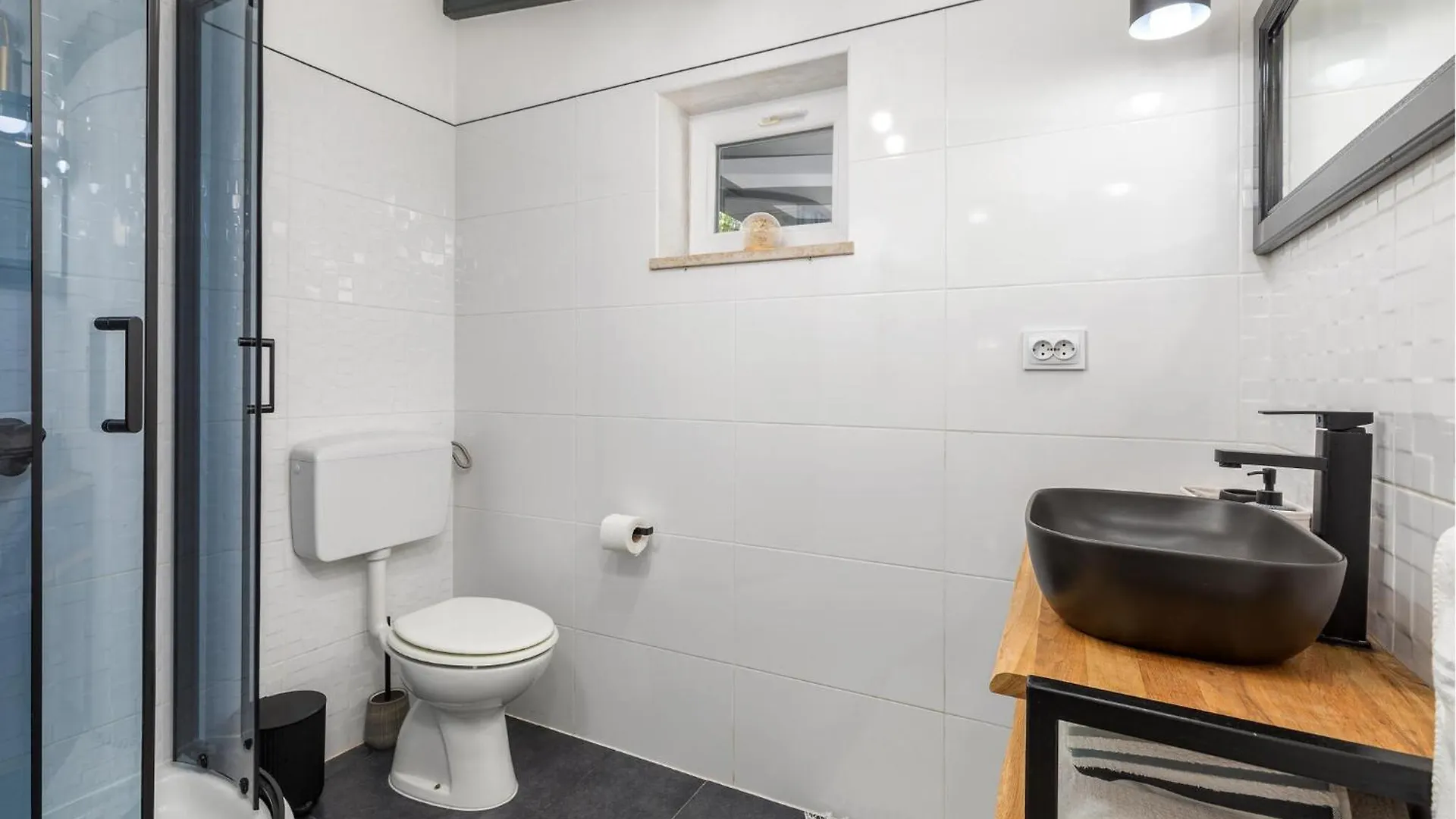 Pet Friendly Home In Vodnjan With Jacuzzi Σπίτι διακοπών