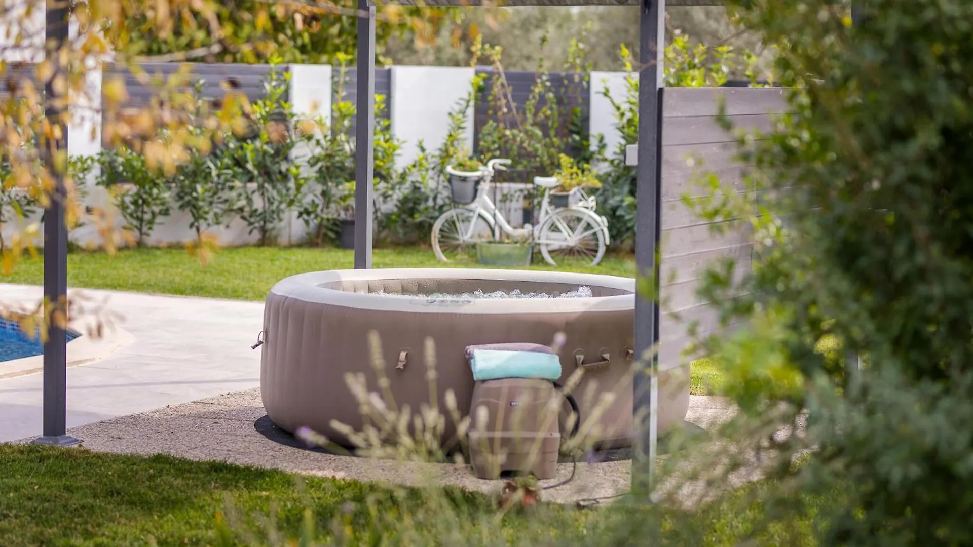 Pet Friendly Home In Vodnjan With Jacuzzi Κροατία